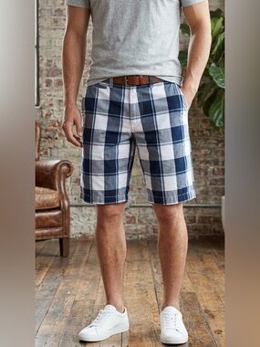 American Eagle Men's Navy & White Plaid Casual Shorts
